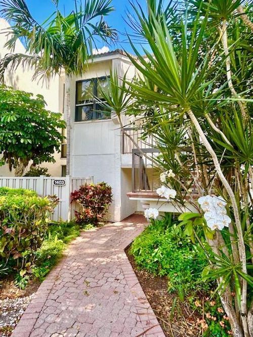 1403 Bridgewood Dr, Boca Raton, FL, 33434-4162 | Card Image