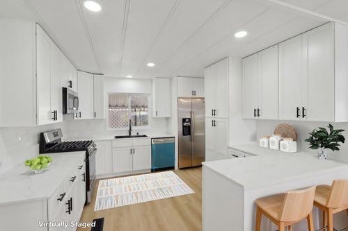 spc-113-14777 Palm Dr, Desert Hot Springs, CA, 92240-6830 | Card Image