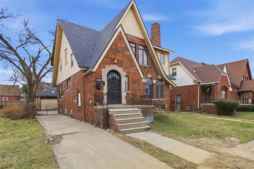 3919 Devonshire Rd, Detroit, MI, 48224-3633 | Card Image