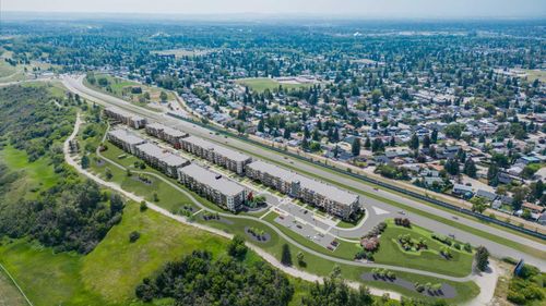 5207-9400 Blackfoot Trail Se, Calgary, AB, T2J7E1 | Card Image