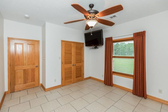 114 Holmes Rd, House other with 3 bedrooms, 3 bathrooms and null parking in Lumberton TX | Image 23
