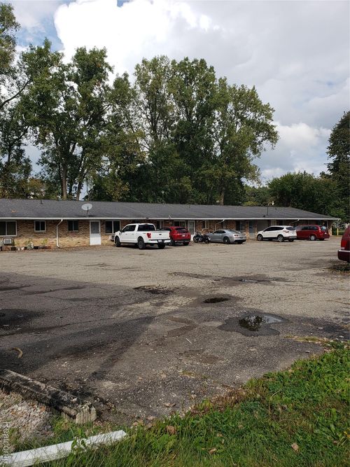 4534 Raubinger Rd, Swartz Creek, MI, 48473-1479 | Card Image