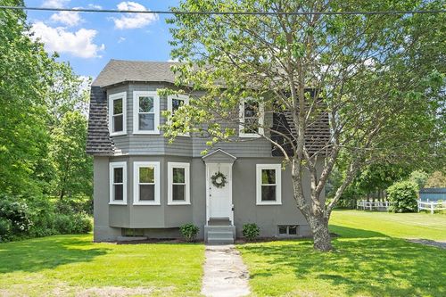 136 Narrow Ln, Lancaster, MA, 01523-2861 | Card Image