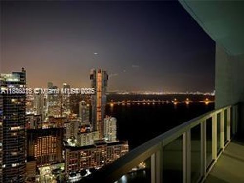 apt-4708-1900 N Bayshore Dr, Miami, FL, 33132-3026 | Card Image