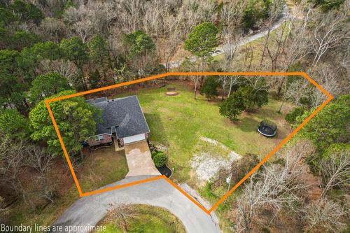 7 Hadrian Ln, Bella Vista, AR, 72715-1502 | Card Image