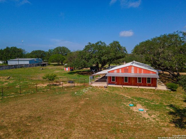 1015 Fm 2200 W, House other with 3 bedrooms, 3 bathrooms and null parking in Devine TX | Image 50