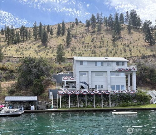 2685 S Lakeshore Road, Chelan, WA, 98816 | Card Image