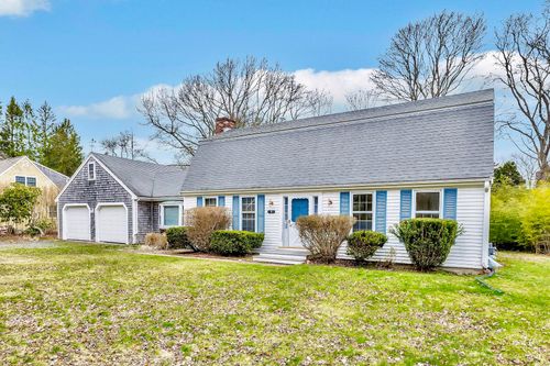 5 Dale Terrace Ext, Sandwich, MA, 02563-1800 | Card Image