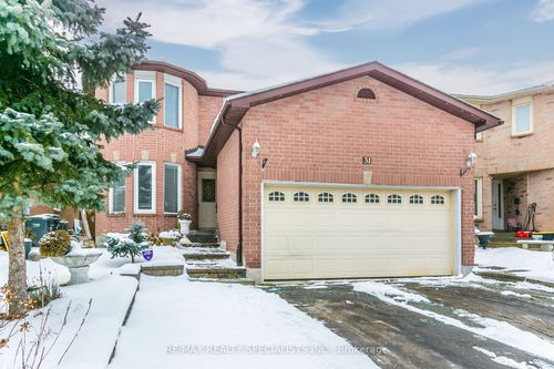 31 Castlehill Rd, Brampton, ON, L6X4E3 | Card Image