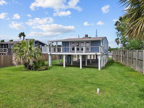 5030 Scenic Dr, Dickinson, TX, 77539-3887 | Card Image
