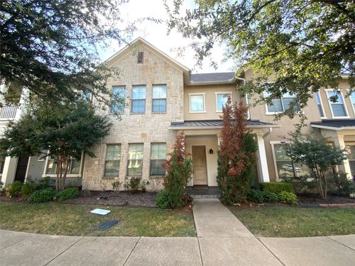 10555 Steinbeck Ln, Irving, TX, 75063-5438 | Card Image