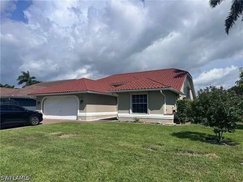 6630 Middlesex Pl, NAPLES, FL, 34104-7881 | Card Image