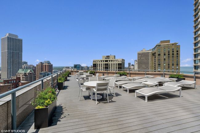APT-2502 - 950 N Michigan Ave, Home with 3 bedrooms, 4 bathrooms and null parking in CHICAGO IL | Image 24
