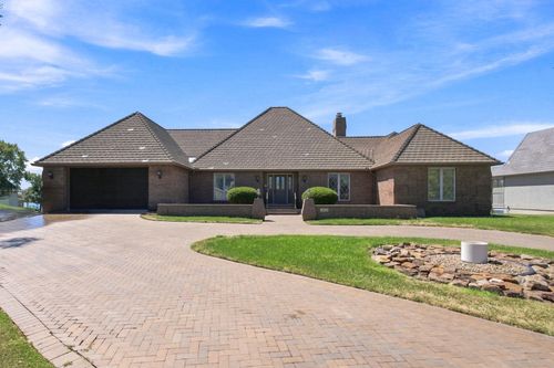 2833 W Keywest Ct., Wichita, KS, 67204 | Card Image