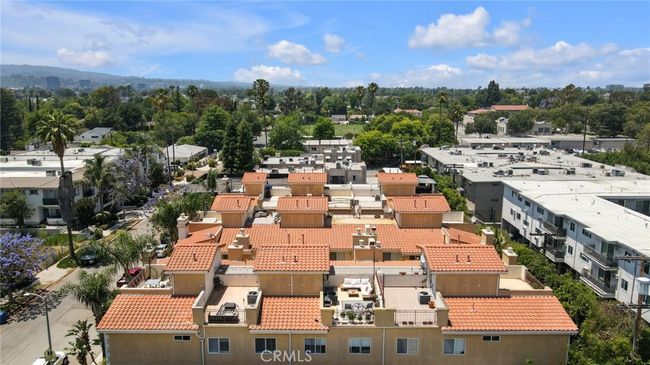 13 - 14535 Margate St, Townhouse with 3 bedrooms, 3 bathrooms and 2 parking in Sherman Oaks CA | Image 34