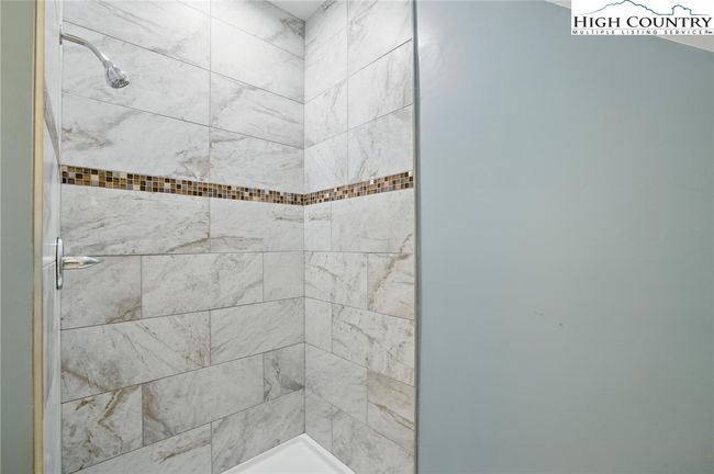 308 Hickory St, House other with 3 bedrooms, 3 bathrooms and null parking in Granite Falls NC | Image 22