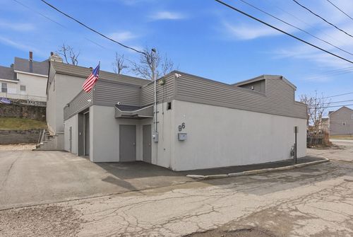 20 & 26 Howard St, Lowell, MA, 01851 | Card Image