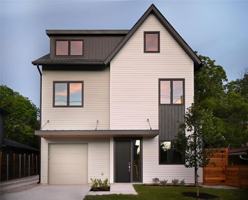a-2611 Wilson St, Austin, TX, 78704-5438 | Card Image