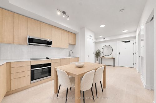 509-2501 Saw Whet Blvd, Oakville, ON, L6M5N2 | Card Image