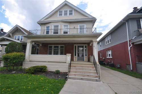 74 Norwalk Ave, Buffalo, NY, 14216-2820 | Card Image