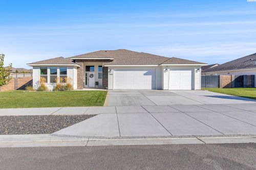 3956 Corvina St, Richland, WA, 99352-5711 | Card Image