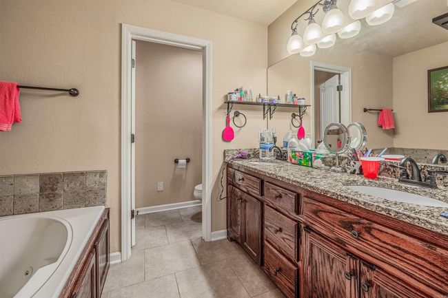 1074 Skyline Dr, House other with 5 bedrooms, 3 bathrooms and null parking in Alexander AR | Image 17