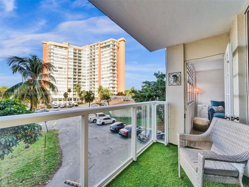 apt-203e-1351 Ne Miami Gardens Dr, Miami, FL, 33179-4770 | Card Image