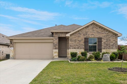 5913 Silverjack Trl, Argyle, TX, 76226-3844 | Card Image
