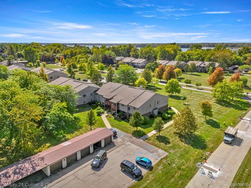 apt-92-10161 Nancys Blvd, Grosse Ile, MI, 48138-2147 | Card Image