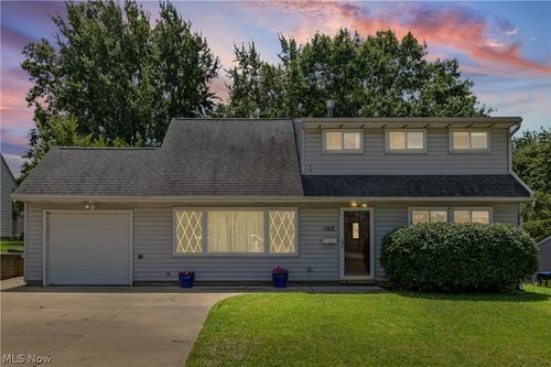 150 Graham Rd, Cuyahoga Falls, OH, 44223-1729 | Card Image