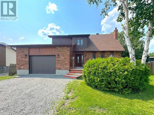137 Girdwood Avenue, Timmins (Porcupine - West), ON, P4N4J2 | Card Image