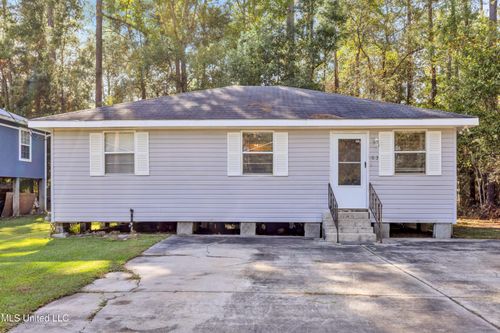 6013 Pine Street, Pearlington, MS, 39572 | Card Image