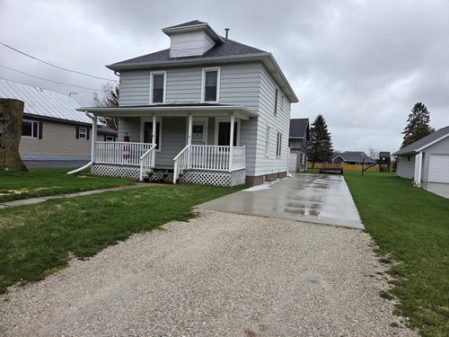 713 Forest Home Drive, FRANCIS CREEK, WI, 54220 | Card Image