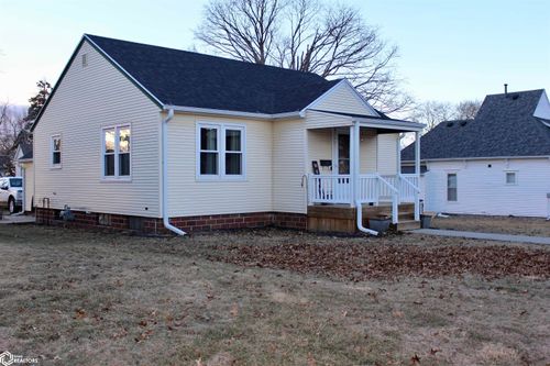 905 Pine St, Atlantic, IA, 50022-2120 | Card Image