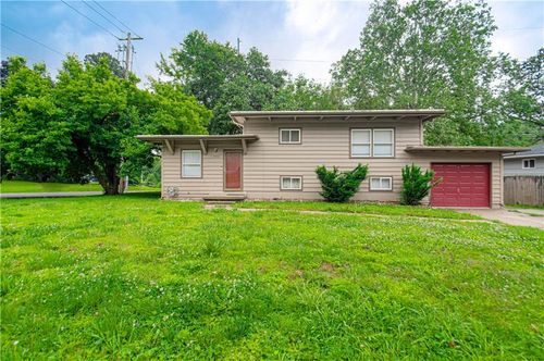 6401 Roswell Avenue, Kansas City, KS, 66104 | Card Image