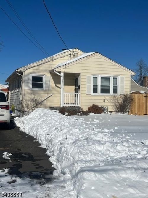 533 Edgeworth St, Middlesex, NJ, 08846-2046 | Card Image