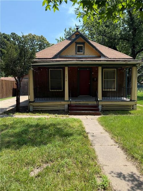 1214 Ne Oakland Ave, Topeka, KS, 66616-1519 | Card Image