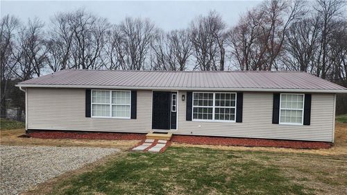 6243 Branch Circle Rd, Zanesville, OH, 43701-0807 | Card Image