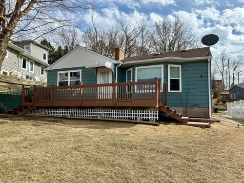 12720 Summit Ave, Lindstrom, MN, 55045-8407 | Card Image