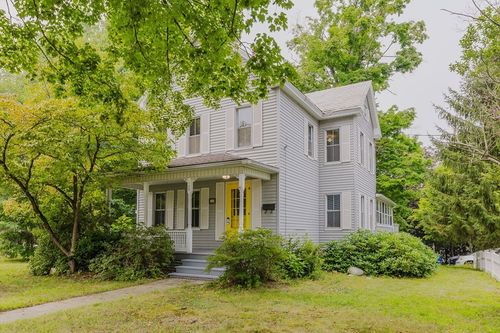 125 Park St, Easthampton, MA, 01027-2129 | Card Image