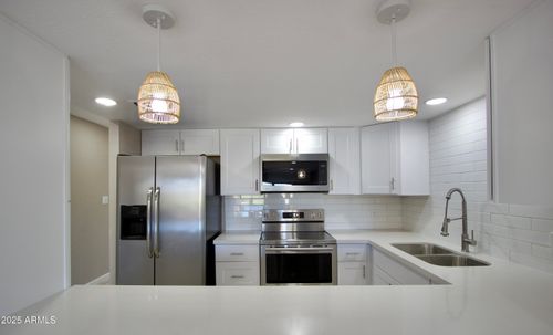 7830 E Park View Dr, Mesa, AZ, 85208-6420 | Card Image