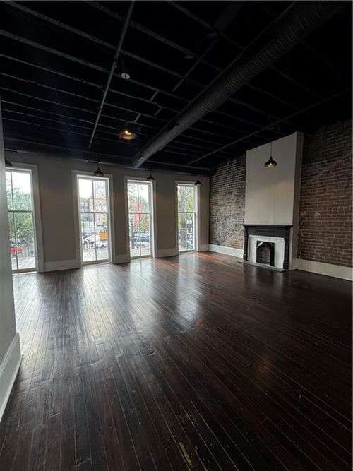 709 Saint Charles Ave, New Orleans, LA, 70130-3713 | Card Image