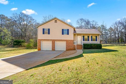 135 Tanyard Ct, Newborn, GA, 30056-2108 | Card Image