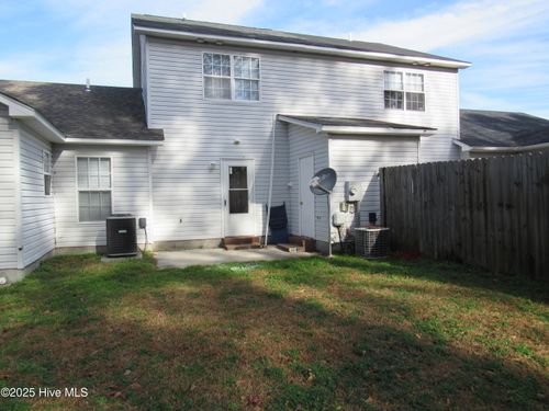 2164 Brandymill Ln, Jacksonville, NC, 28546-8365 | Card Image