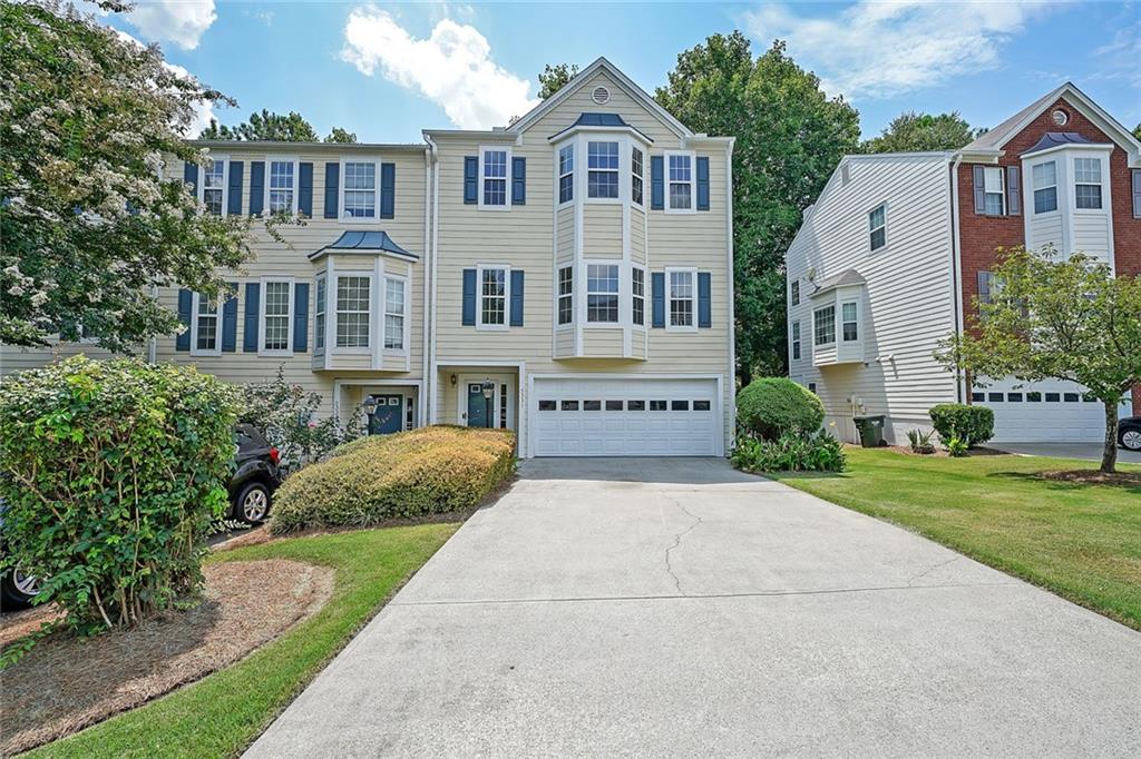Pinnacle Peak Ln, Norcross, GA 30071