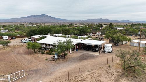25345 E Comanche Trl, Benson, AZ, 85602-7220 | Card Image