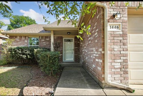 1446 Sax Leigh Dr, Dallas, TX, 75241-6913 | Card Image