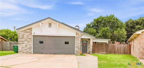 217 Versailles St, Victoria, TX, 77904-2255 | Card Image