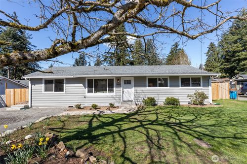 7831 202nd Pl Sw, Edmonds, WA, 98026-6846 | Card Image