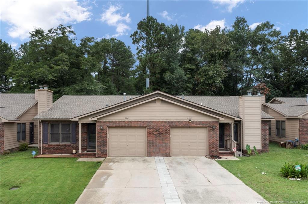 Burke Ln, Fayetteville, NC 28306